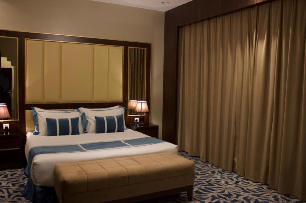 فندق كيان - Kyan Hotel Khamis Mushait Exteriér fotografie